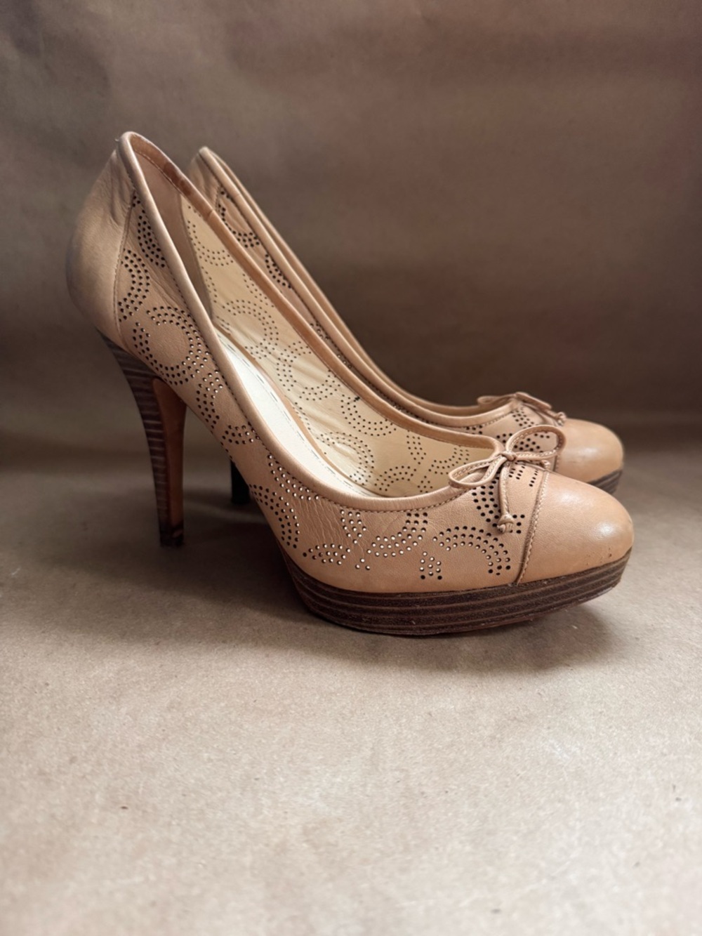 Coach Bethanie Sand Platform Pumps. Size 9.5